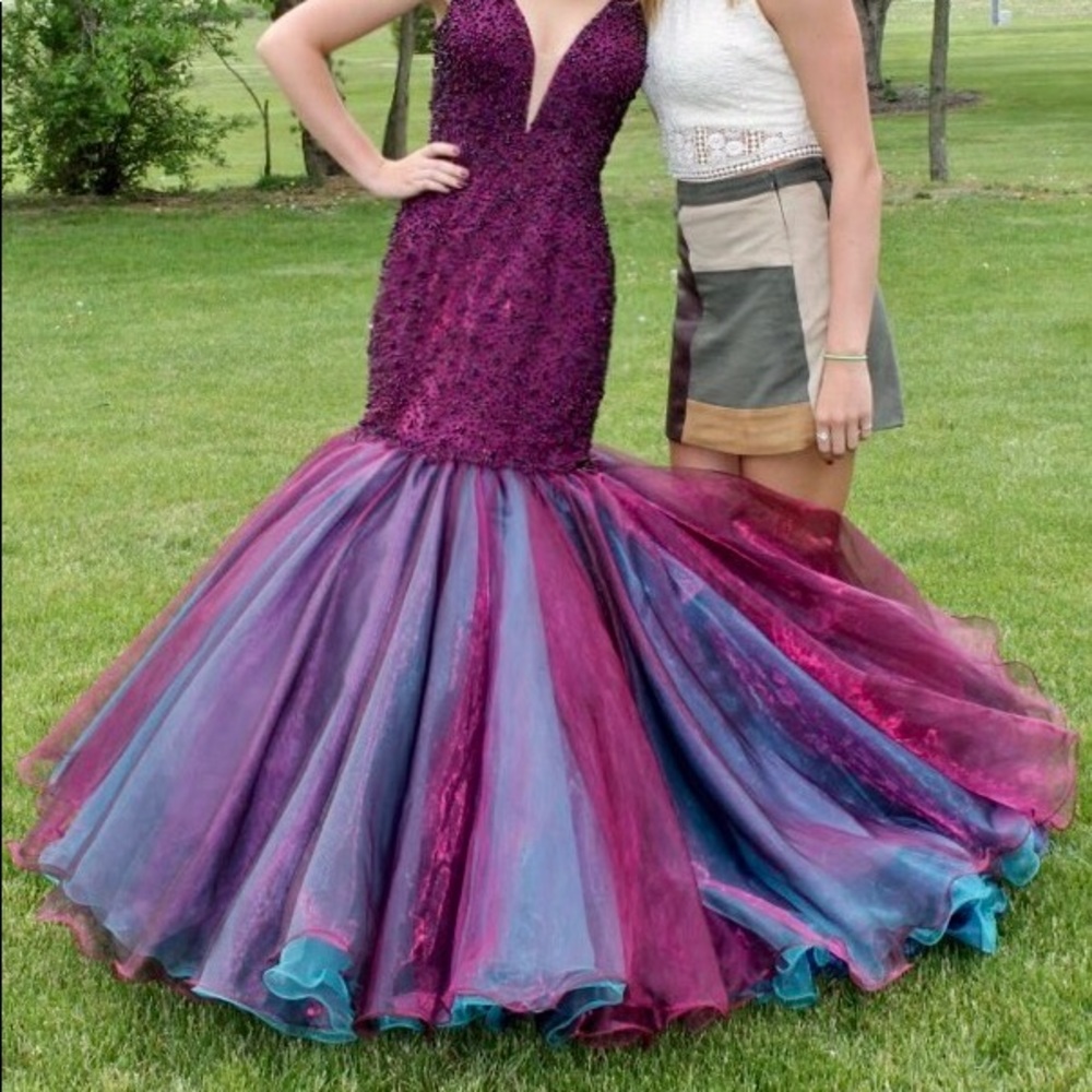 Sherri Hill prom dress worn once - Picture 2 of 4